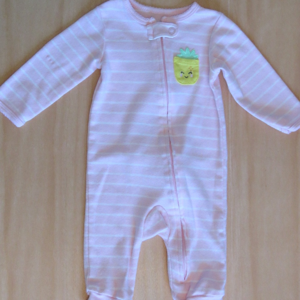 GIRL' ZIPPER SLEEPER - 3 MOS. - CARTER'S